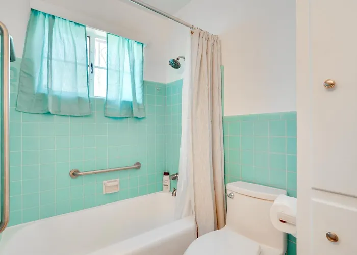 Single-story Retreat ~ 1 Mi To Downtown Tucson!