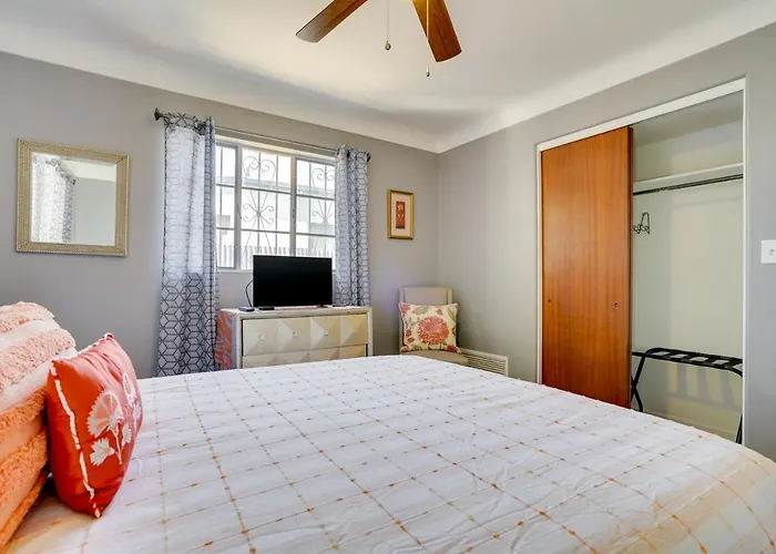 Single-story Retreat ~ 1 Mi To Downtown Tucson! Tucson